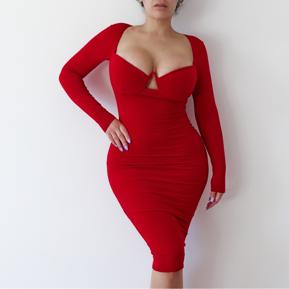 Sweetheart Underwire Body-con Midi Dress